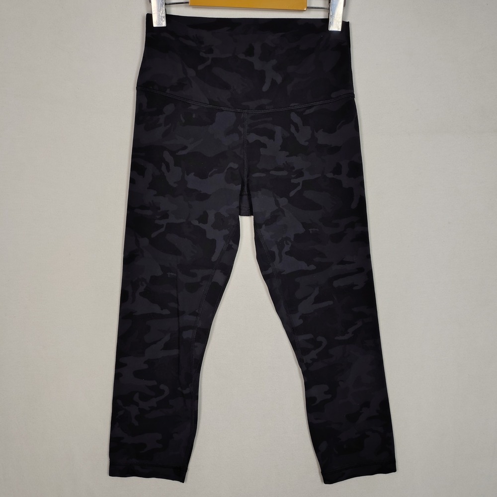 Lululemon Heritage 365 Camo Deep Coal Multi Crop Leggings Size 8